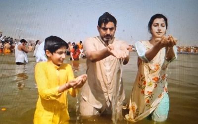 కుంభమేళాలో లోకేష్ దంపతులు