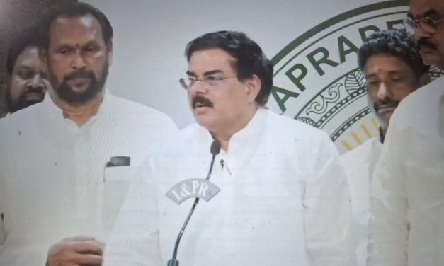 జగన్ కు మంత్రి నాదెండ్ల మనోహర్ కౌంటర్