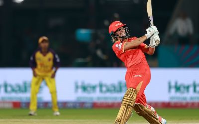 WPL : యూపి వారియర్స్ విమెన్ విజయ లక్ష్యం 208 పరుగులు