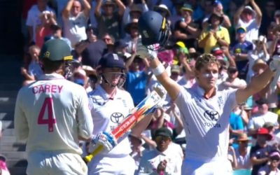 యాషెస్ సిరీస్ ఐదవ టెస్ట్ : గెలుపు ముంగిట్లో ఆస్ట్రేలియా