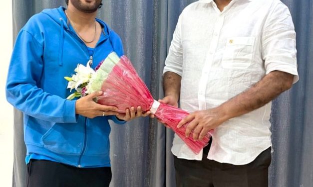 మైత్రీతో జతకట్టిన నవీన్ పోలిశెట్టి.. ఈ సారి మ‌రింత క్రేజీగా!